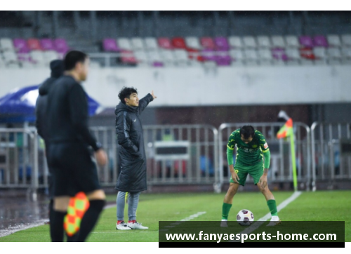 贝纳席：从球场英雄到足坛传奇